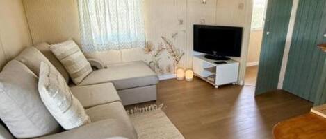 Télévision, livres, chaßne hi-fi