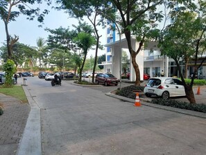Free self-parking