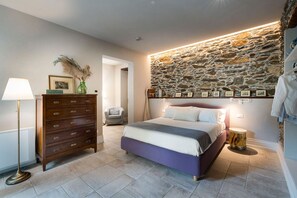 5 Schlafzimmer, Bügeleisen/Bügelbrett, Reisekinderbett, kostenloses WLAN