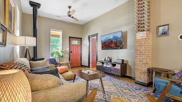 House, Patio | Living area