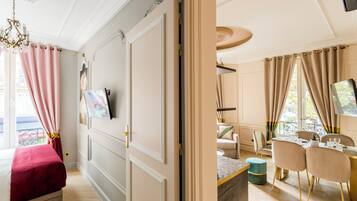 Apartment, City View | Hypo-allergenic bedding, pillow-top beds, in-room safe