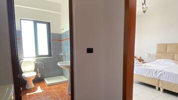 Panoramic Triple Room | Hypo-allergenic bedding, free WiFi, bed sheets, wheelchair access