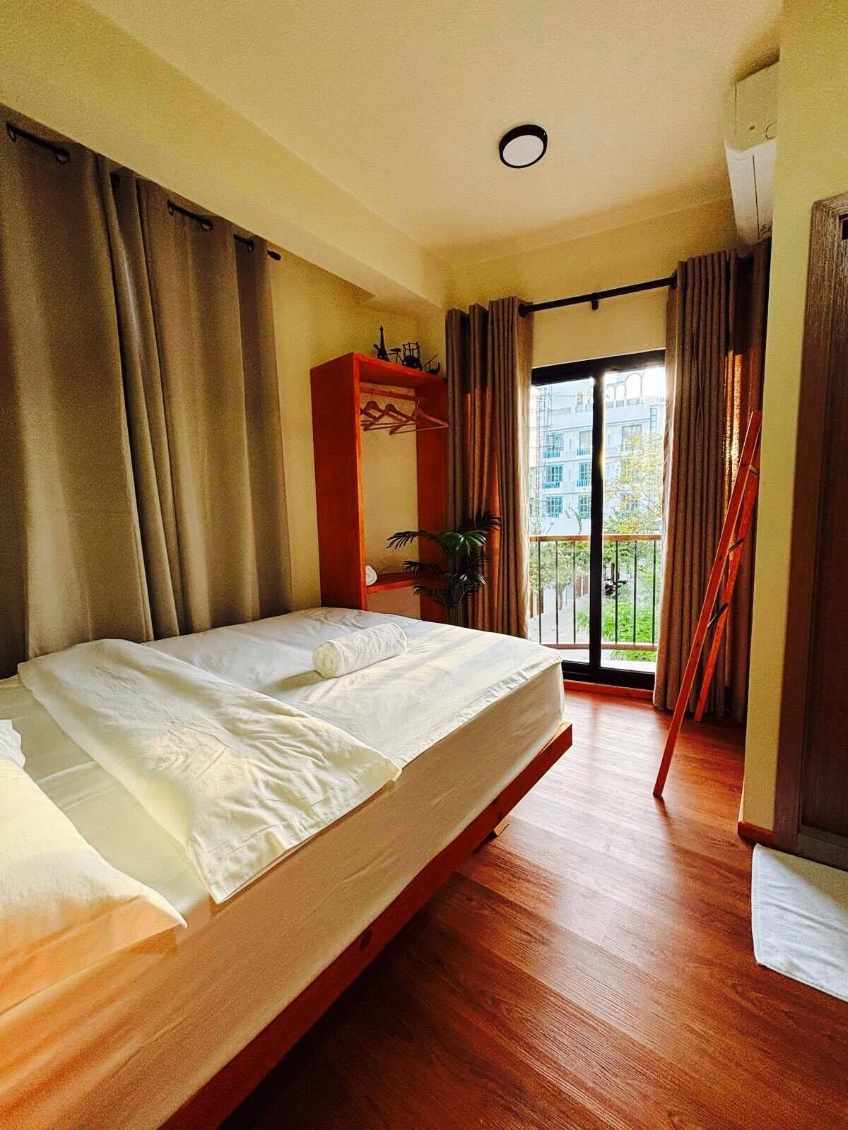 Classic Room, Balcony