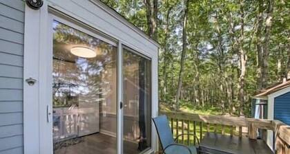 Tiny Cottage Near Everything 10