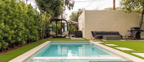 Beheizter Pool
