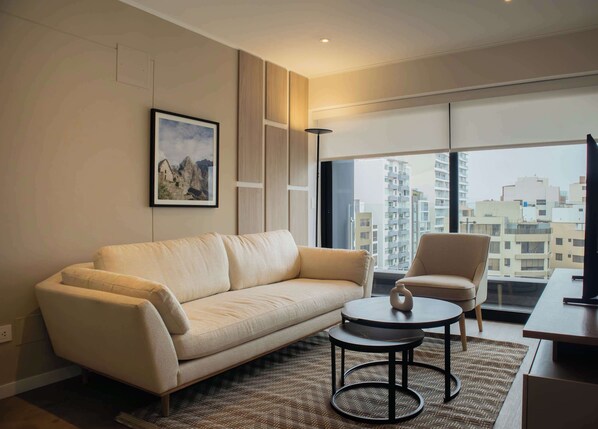 Televisio, työhuone