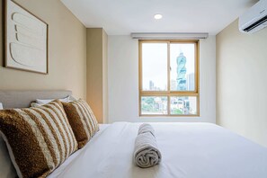 1 bedroom, iron/ironing board, WiFi