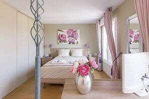 3 chambres, fer et planche à repasser, lit parapluie, Wi-Fi gratuit