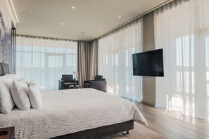 Studiosvit Deluxe | Sängtillbehör av högsta kvalitet och minibar