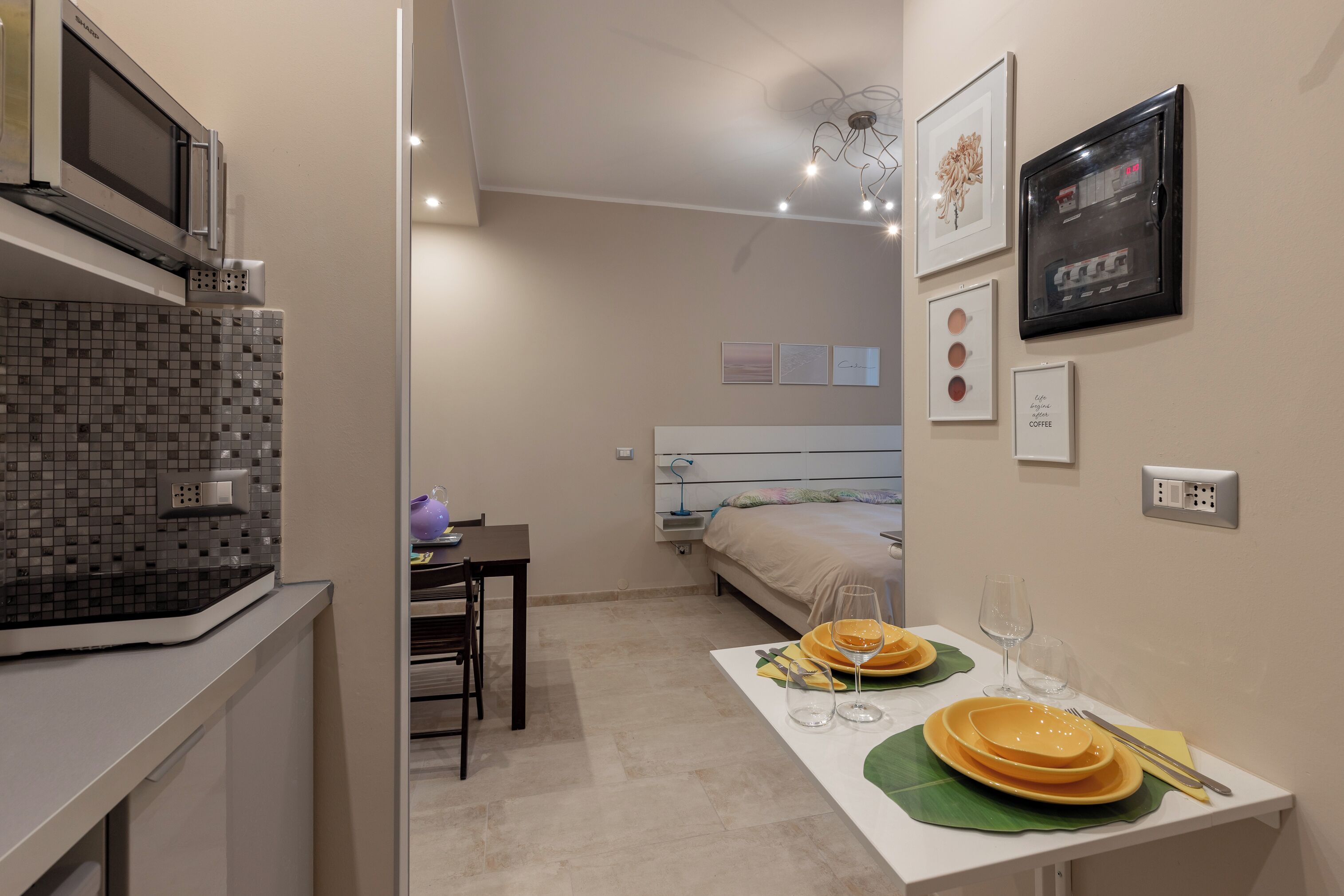 Studio, 1 Tempat Tidur Double, balkon | Dapur pribadi | Lemari es, microwave, kompor, dan mesin pembuat kopi/teh