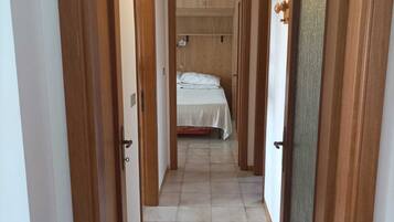 2 camere, ferro/asse da stiro, lenzuola