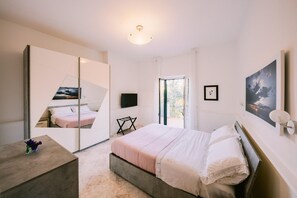2 chambres, fer et planche Ă repasser, Wi-Fi, draps fournis