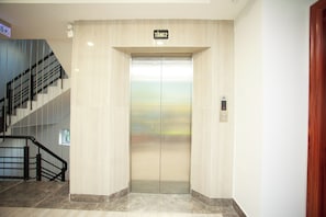 Elevator