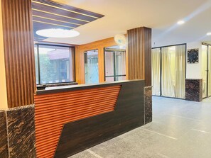 Interior detail - Roomshala 183 Hotel Aroma Chattarpur (New Delhi)