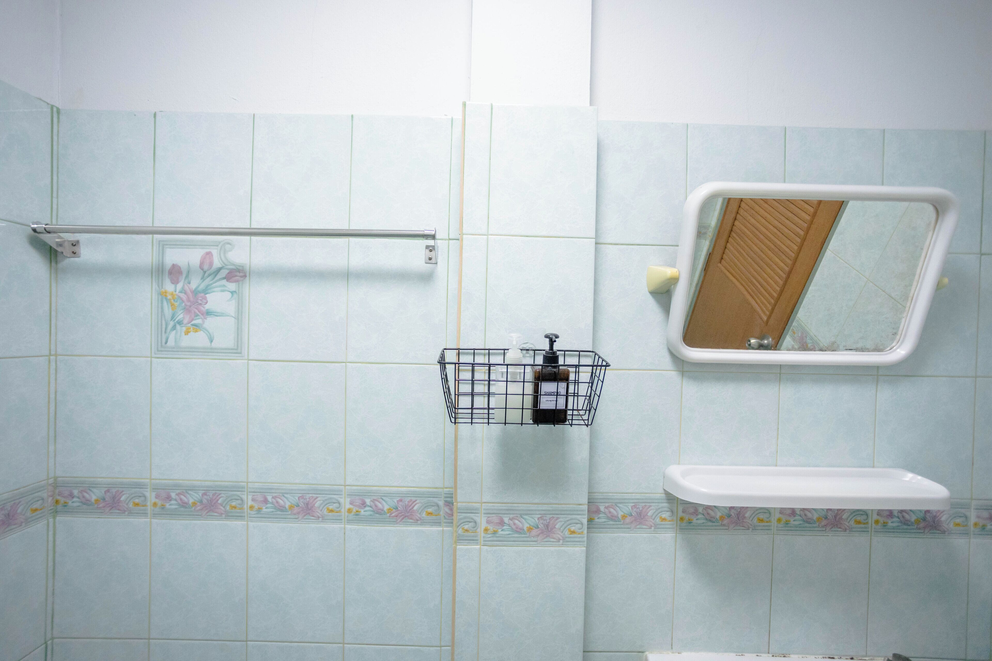 Studio | Bathroom
