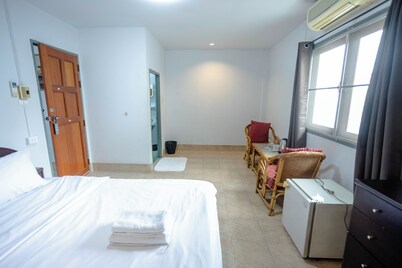 Mitr Inn Hua Hin Beach