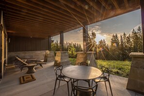 Outdoor dining - Ski-in/Ski-out Cabin with Hot Tub, Heated Garage, and a Fireplace on the Deck! (Big Sky)