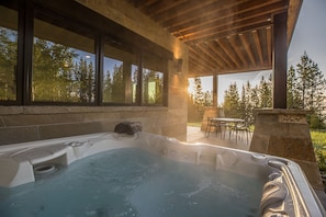 Outdoor spa tub - Ski-in/Ski-out Cabin with Hot Tub, Heated Garage, and a Fireplace on the Deck! (Big Sky)