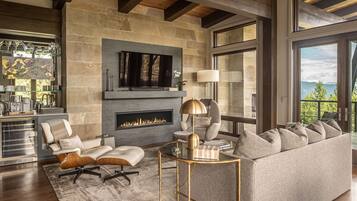 Télévision, cheminée