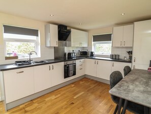 식기 세척기, 조리 도구/접시/주방 기구