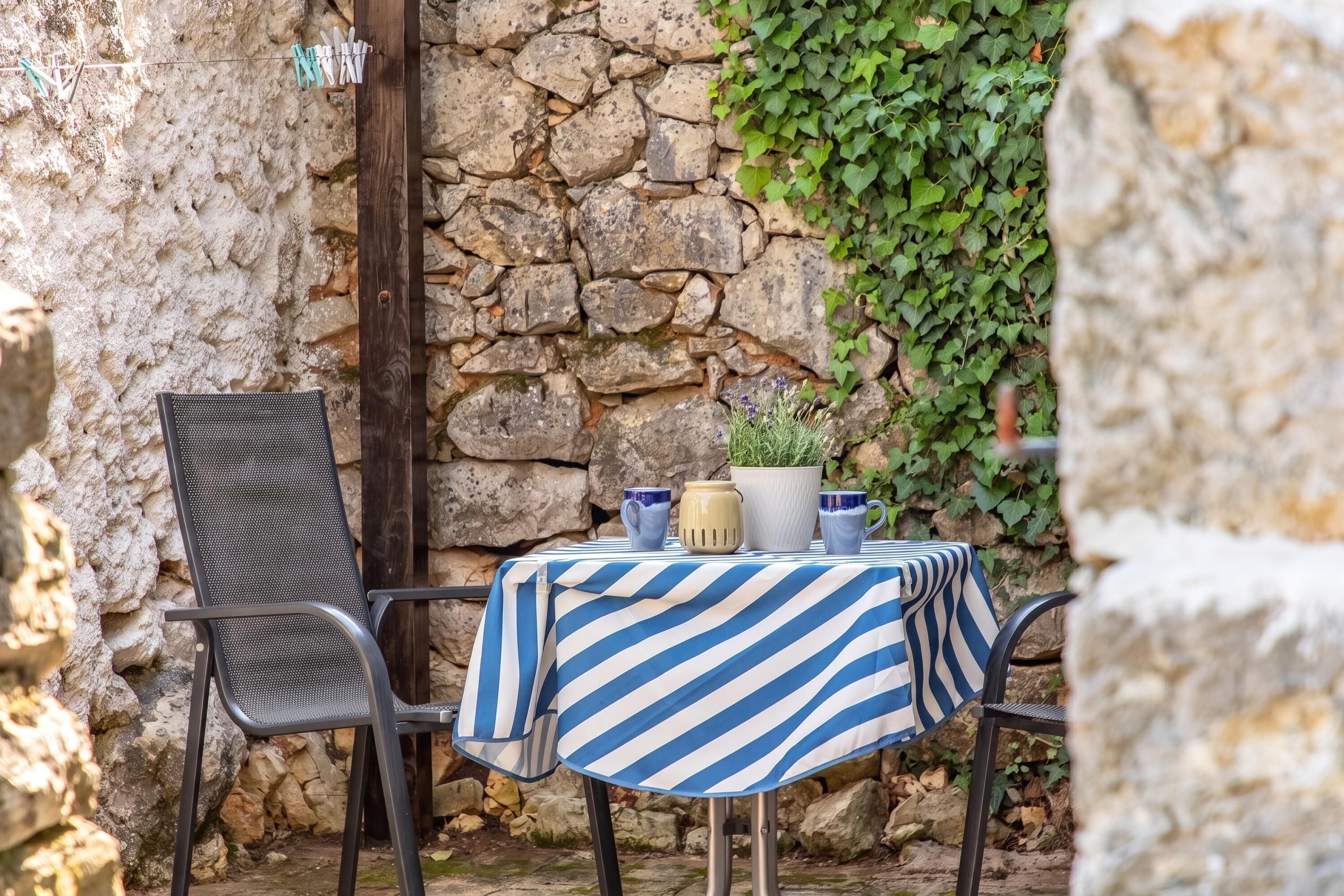 Standard House, 1 Bedroom, Terrace (La Rocca Duo - Hidden In Istria) | Outdoor dining