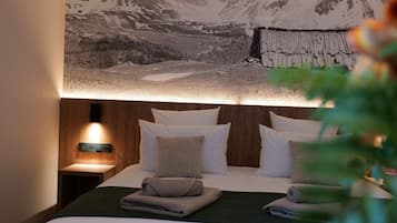 Junior-Suite | Zimmersafe, Verdunkelungsvorhänge, schallisolierte Zimmer