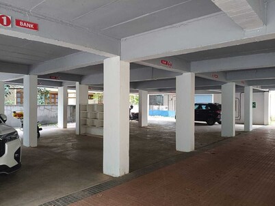 Apartment in  Kannur, spacious and at an easy access location.