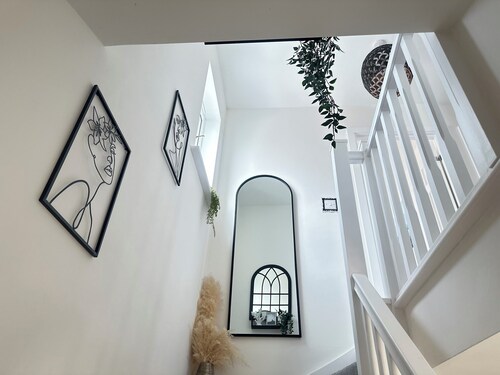 Top of the range luxury 4 bedroom house