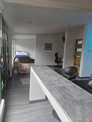 Appartement, 1 chambre, balcon, vue ville | 1 chambre