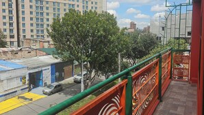 Departamento, 1 habitación, balcón, vista a la ciudad | Balcón