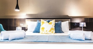 Free WiFi, bed sheets