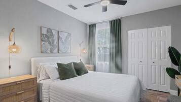 1 chambre, fer et planche à repasser, Wi-Fi gratuit, draps fournis