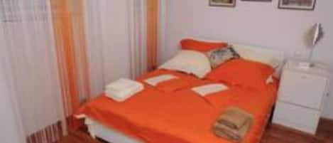 3 Schlafzimmer, Bügeleisen/Bügelbrett, WLAN, Bettwäsche