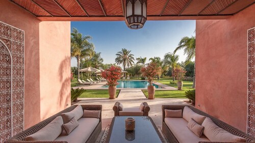 My Rental Homes | Villa Annarosa with pool, garden and gym