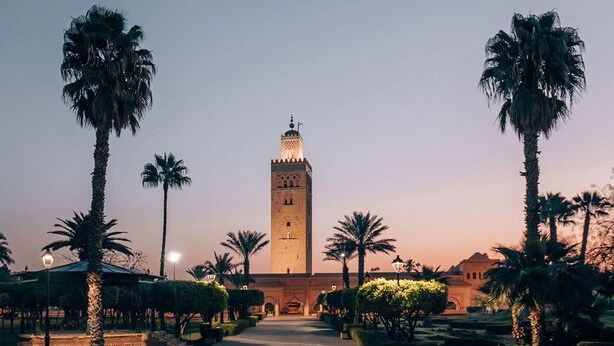 حمام سباحة