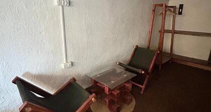 Room-oija Farms, Est 1932