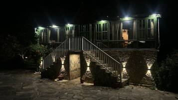 Room, 2 Bedrooms, Smoking, Balcony | Exterior