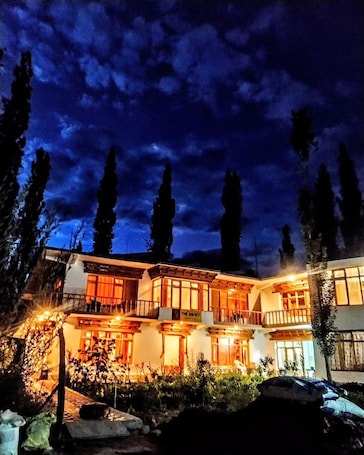 Fachada da propriedade