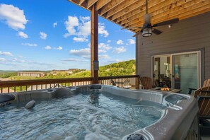 Terrace/patio - Sunset Rock! Lake View! (Branson)