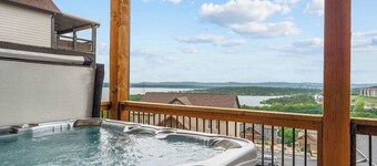 Sunset Rock! Lake View!