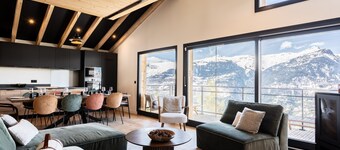 Chalet nuevo en La Plagne, acceso directo a pistas, sauna, parking, 5 habitaciones
