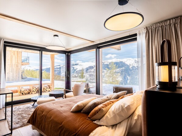 6 bedrooms, free WiFi