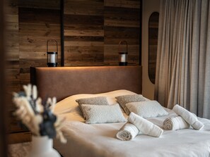 6 bedrooms, free WiFi - New Chalet in La Plagne - 3Lv, 12p, Sauna, Parking, WiFi (La Plagne Montalbert)