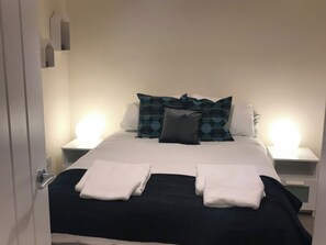 3 habitaciones, decoración personalizada y muebles diferentes