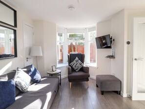 Cottage | Living area - View Cottage (Inverness)