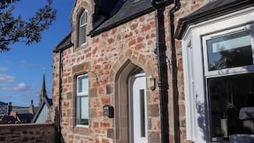 Mökki | Yksityiskohta ulkoa