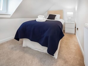 3 habitaciones, decoración personalizada y muebles diferentes