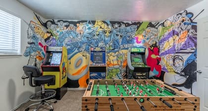 Hot Tub & Pickleball | Packed with Entertainment | Near BYU