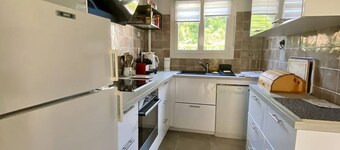 Charming terraced house, 3 rooms, 4 pers., parking, wifi, near city center