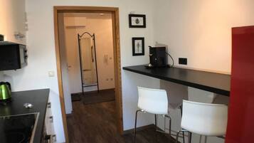 Herdplatte, Kochgeschirr/Geschirr/Besteck